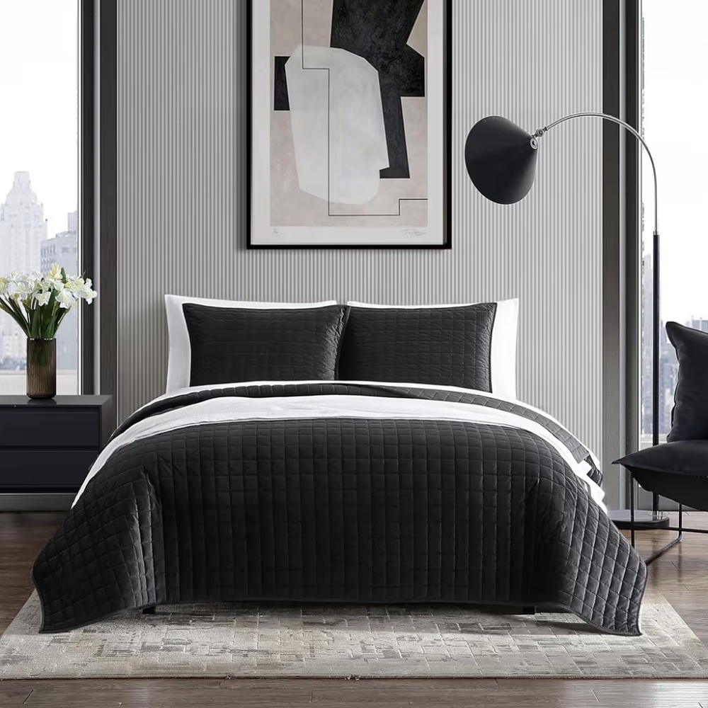 Vera Wang Diamond Velvet 3 Piece Quilt Set, King - Black